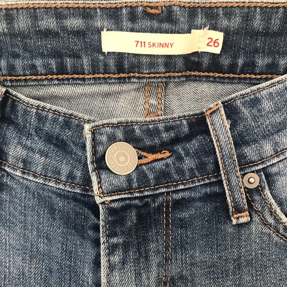 Levi’s 711 Skinny Size 26 Jeans*great condition*